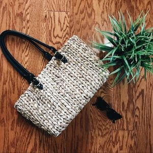 ✨SOLD✨ FREE PEOPLE ST. BARTS SOLD OUT STRAW TOTE
